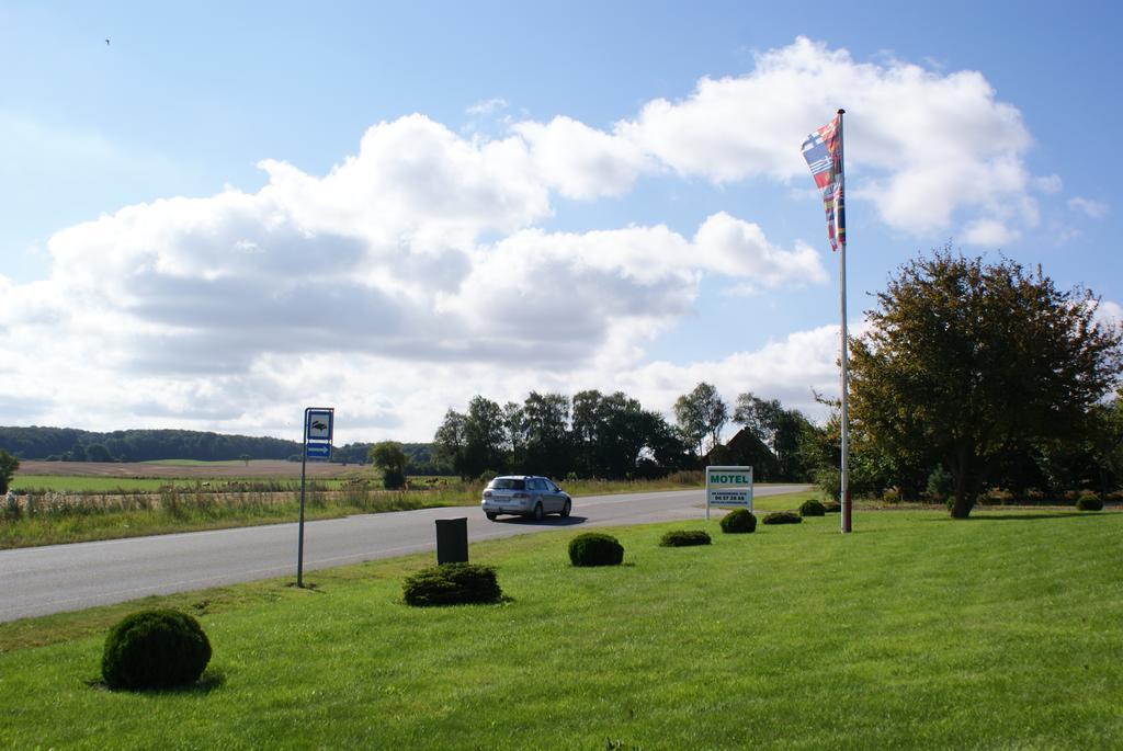 Motel Skanderborg Syd Экстерьер фото